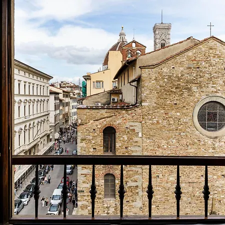 Apartament Ad Rondinelli,