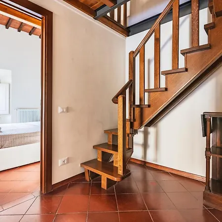 Apartament Ad Rondinelli, Florencja